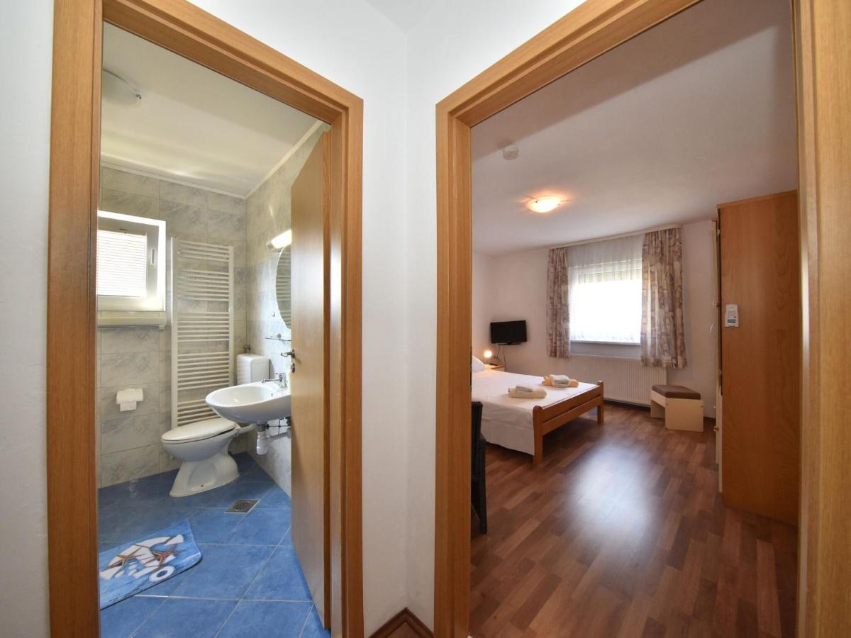 Traditional Apartment In Zadar With Garden Esterno foto